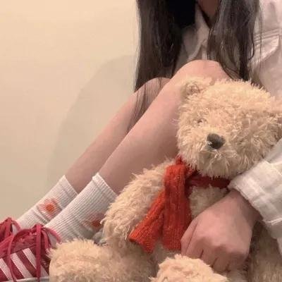 湖畔的女人们